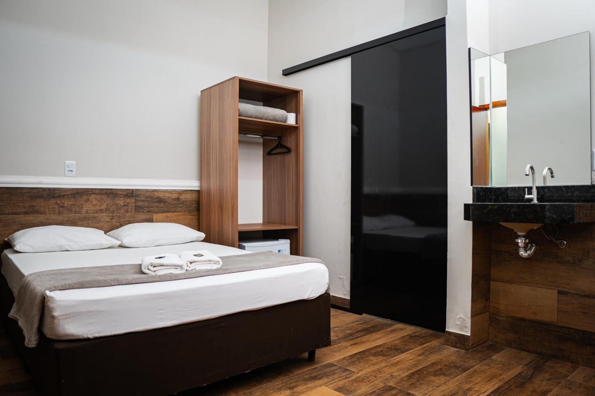 Hotel Nixon Itaí Buitenkant foto