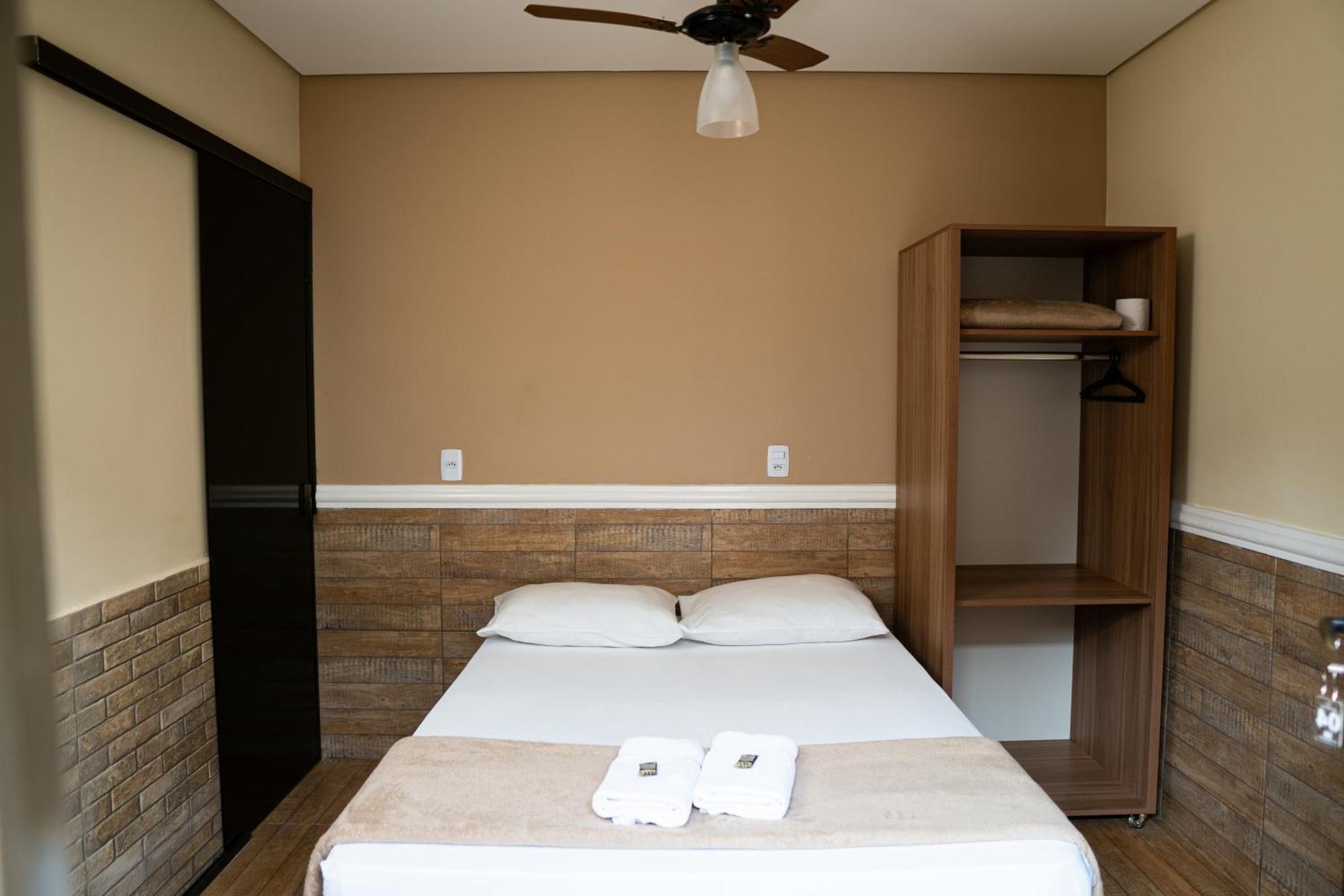 Hotel Nixon Itaí Buitenkant foto
